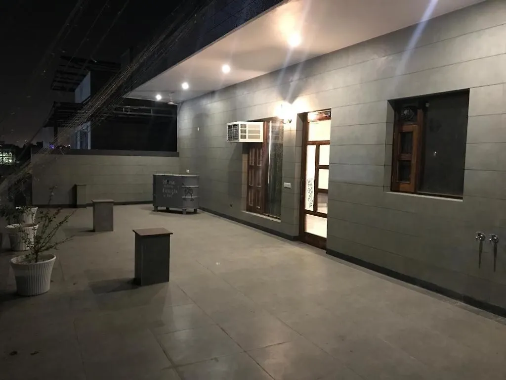 Black Pearl Villa Panchkula Sector 28 Apartment